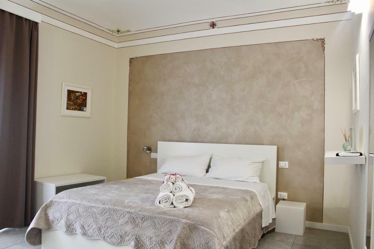 Triscele Glamour Rooms Palermo Exterior photo