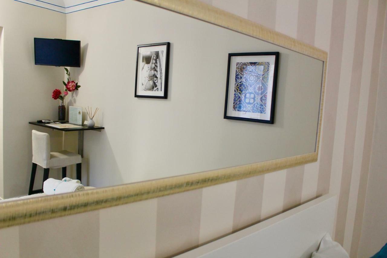 Triscele Glamour Rooms Palermo Exterior photo