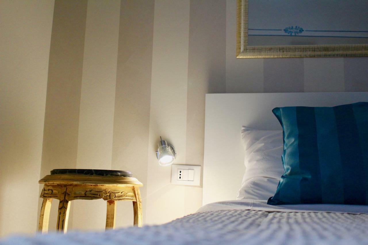 Triscele Glamour Rooms Palermo Exterior photo