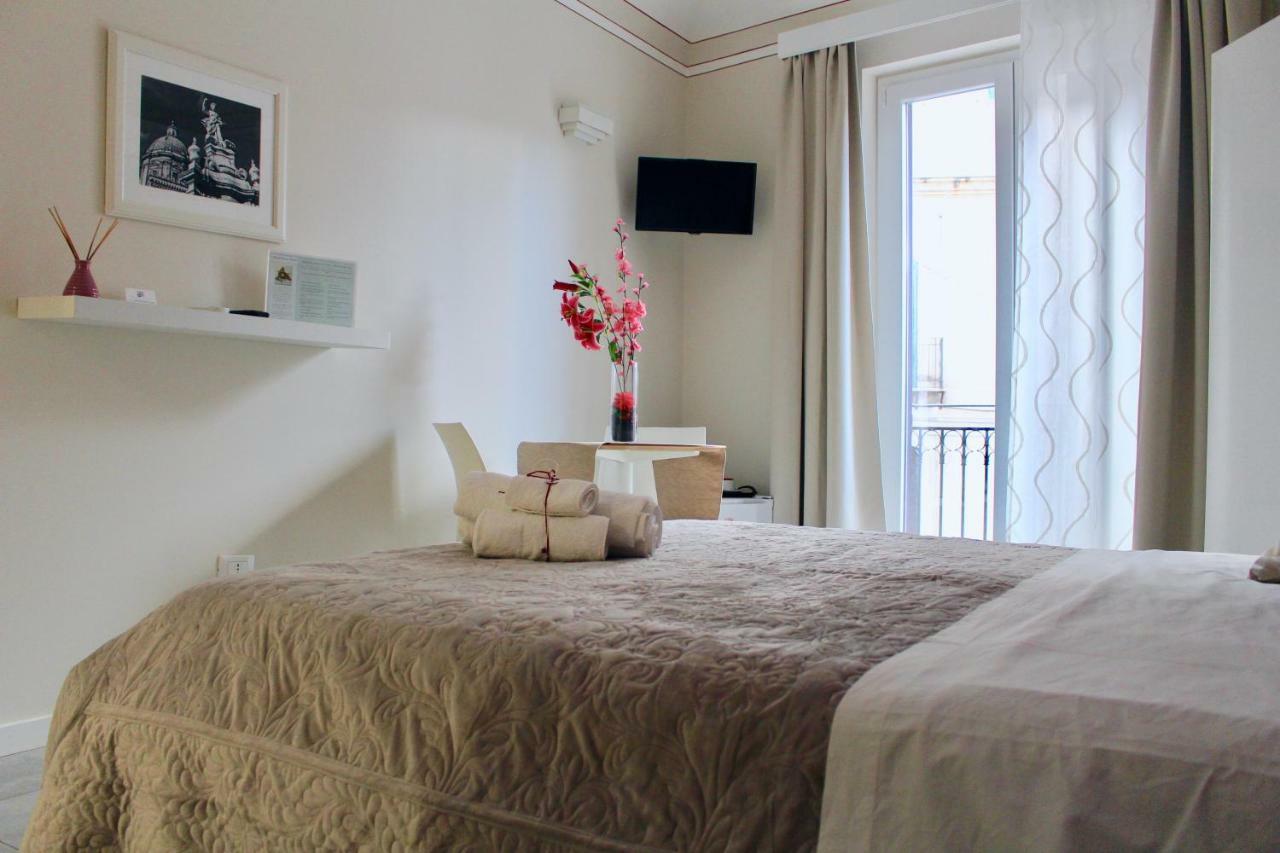 Triscele Glamour Rooms Palermo Exterior photo